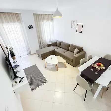 Apartament Wanted 673 *